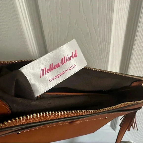 Mellow World Brown Cross Body Purse - Picture 5 of 8